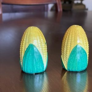 SMALL CORN SALT AND PEPPER SHAKERS